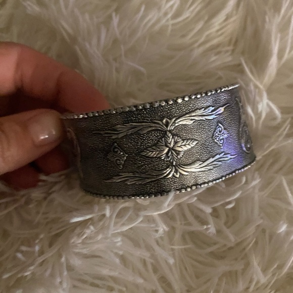 Bracelet - Picture 14 of 14